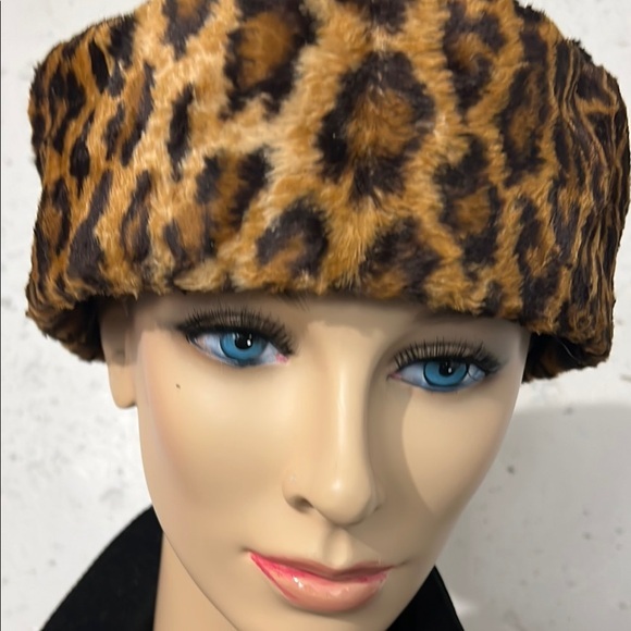 Black and Brown Leopard Print Plush Hat - Picture 1 of 3